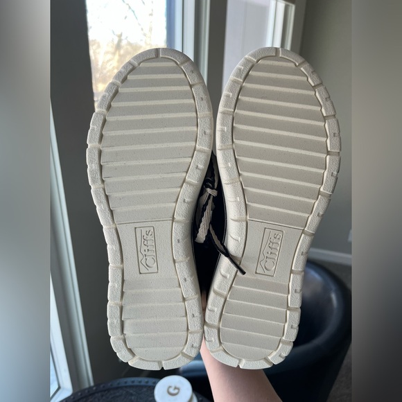 🖤CLIFFS BY WHITE MOUNTAIN HALLETT LACE UP HIKER STYLE BOOTIE BOOTS IN BLACK 8.5 - Picture 11 of 11